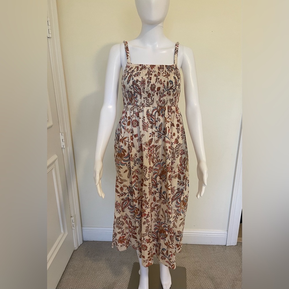 NWOT Old Navy Tan Smocked Open Back Paisley Midi Dress